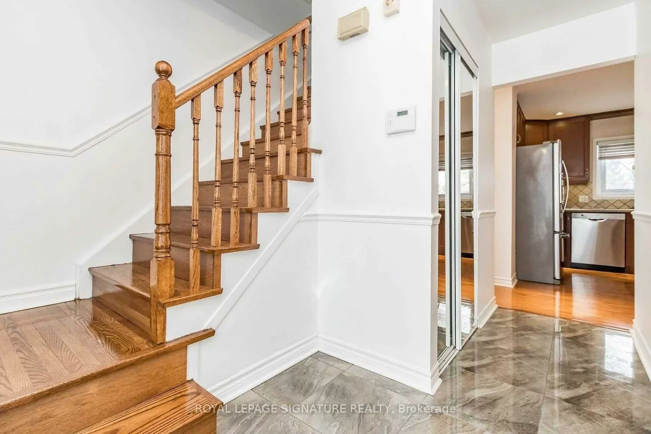 19, Starlake, Morningside, Toronto