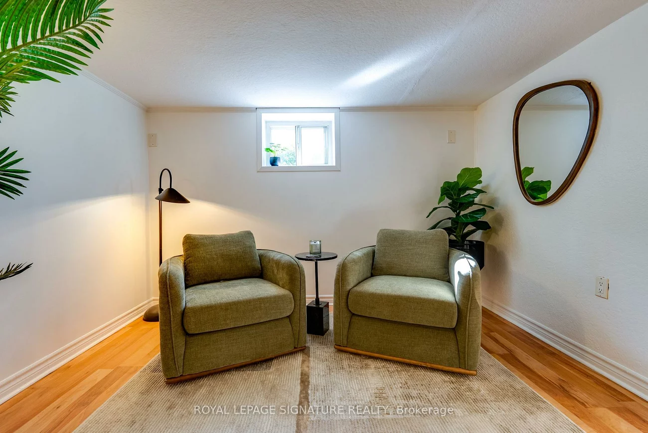 31, Davies, East York, Toronto