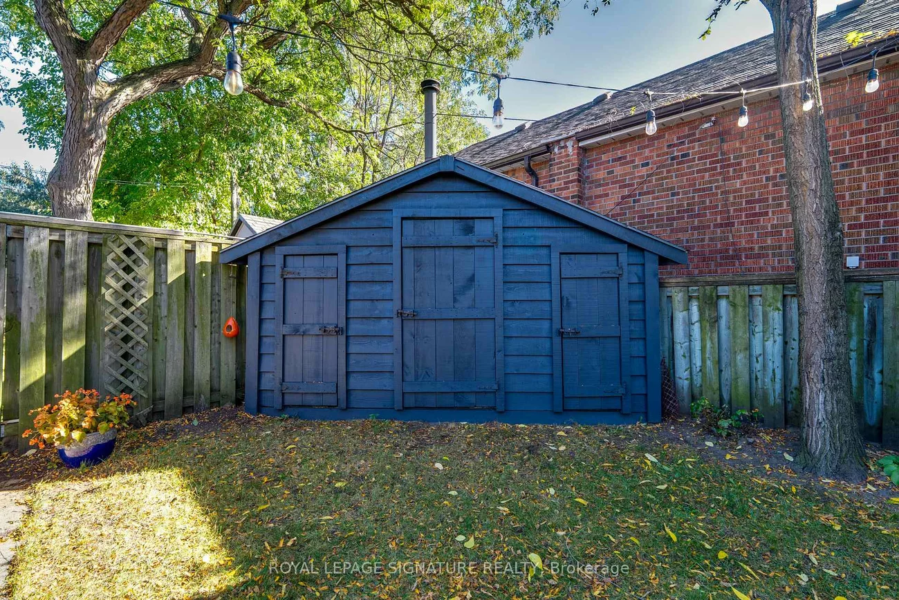 31, Davies, East York, Toronto