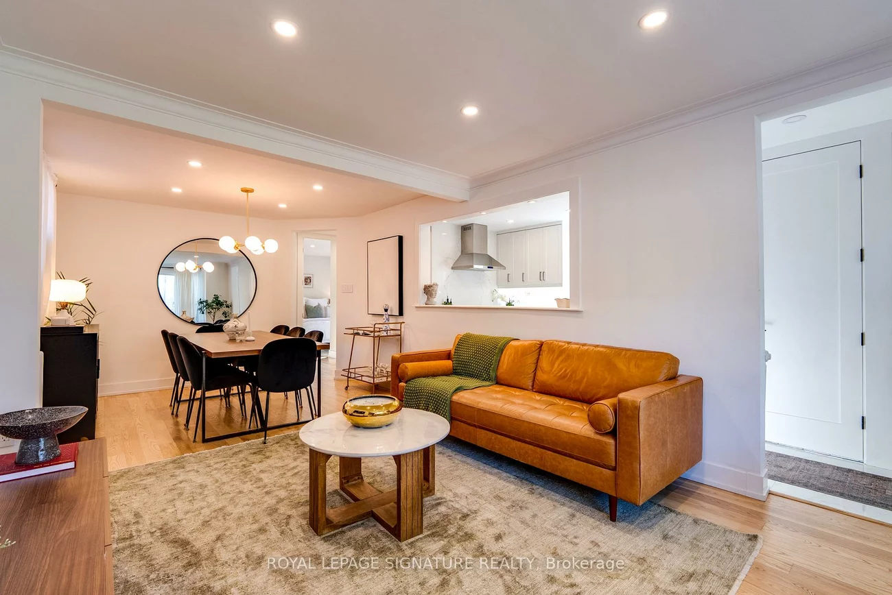 31, Davies, East York, Toronto
