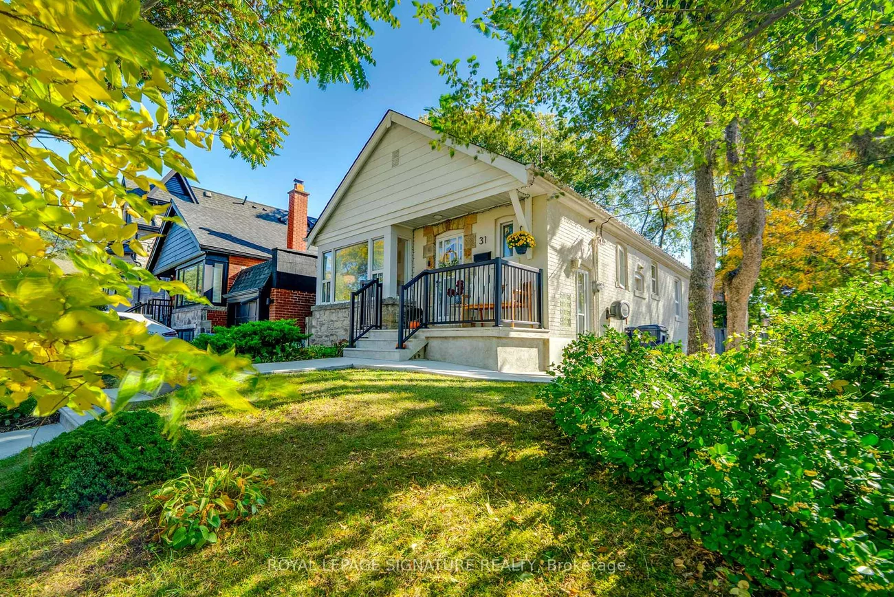 31, Davies, East York, Toronto