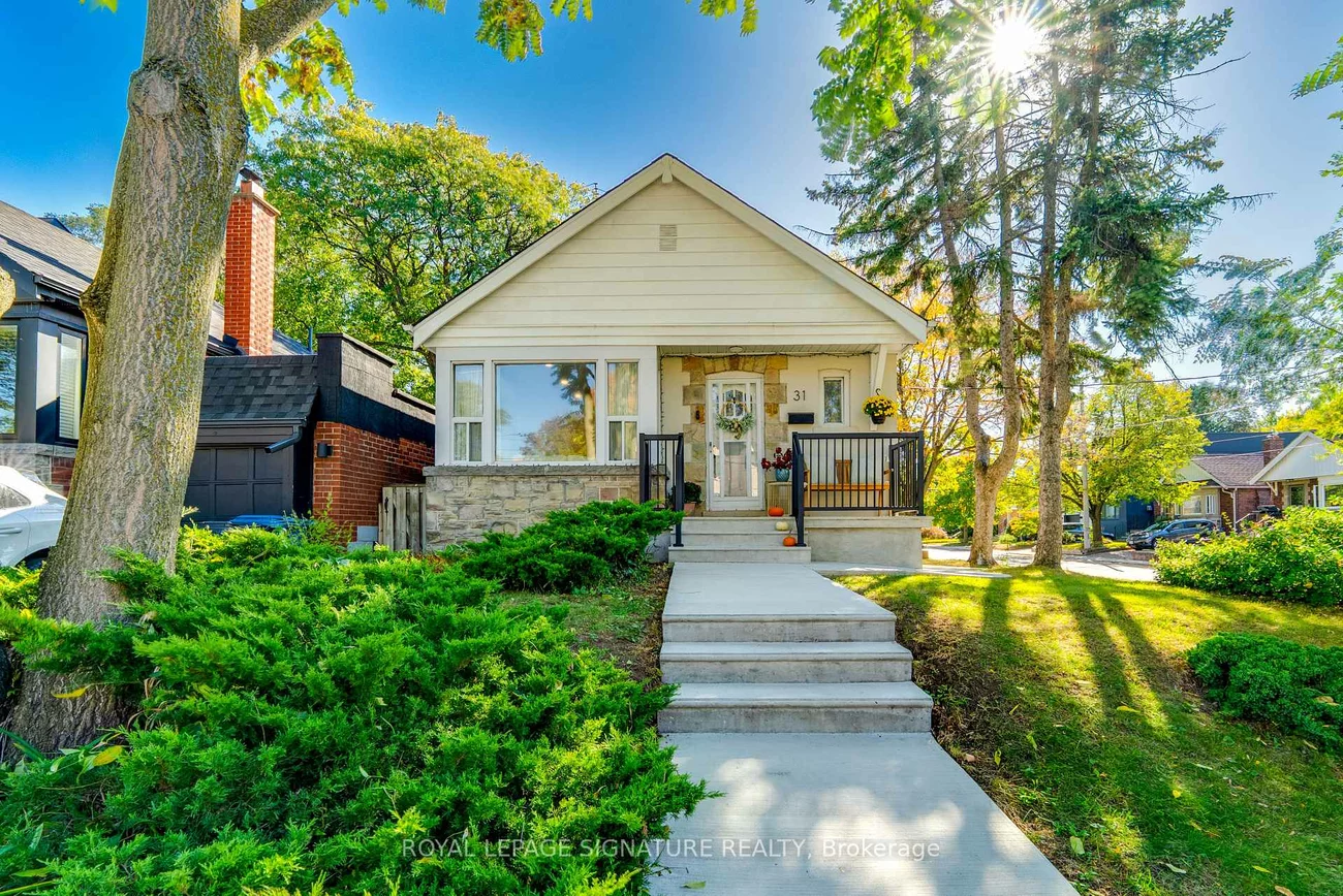 31, Davies, East York, Toronto