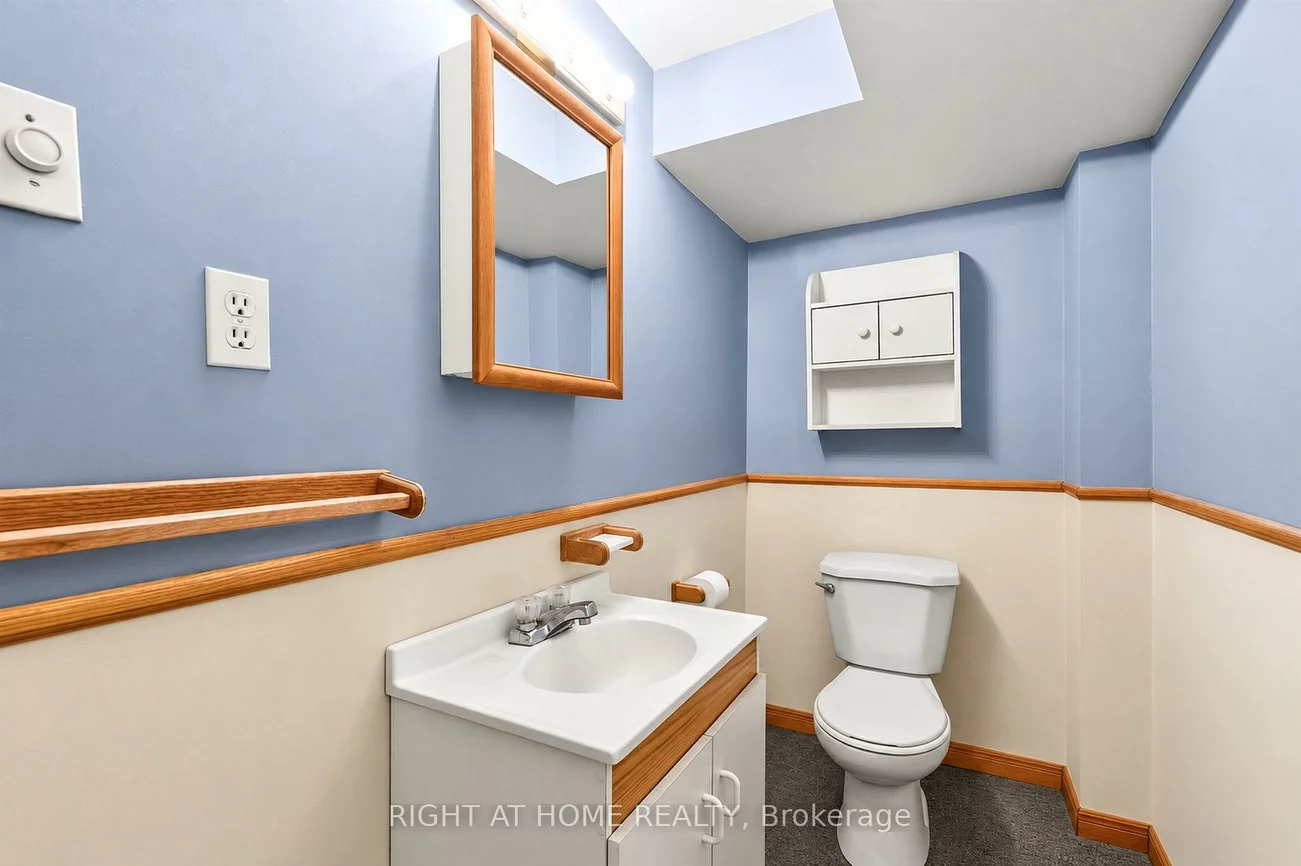 68, Trott, Malvern, Toronto