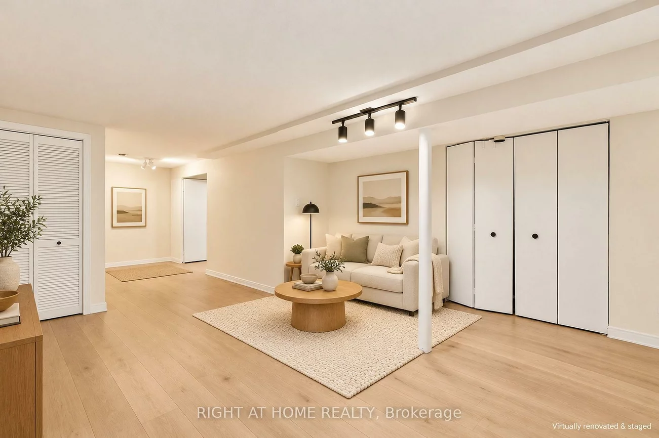 68, Trott, Malvern, Toronto