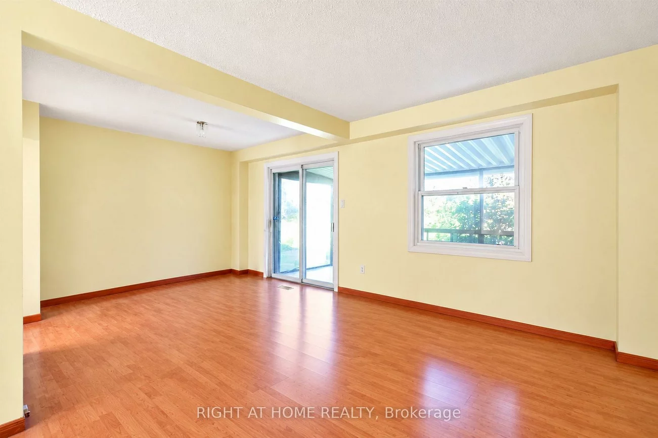 68, Trott, Malvern, Toronto