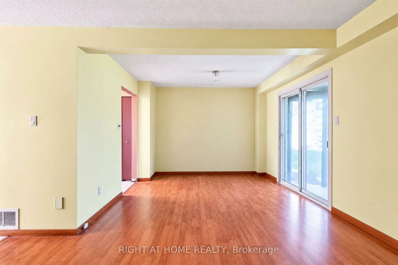 68, Trott, Malvern, Toronto