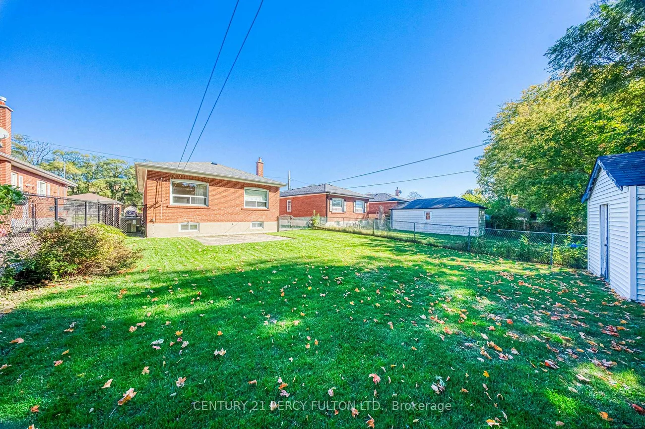 78, Gilroy, Dorset Park, Toronto