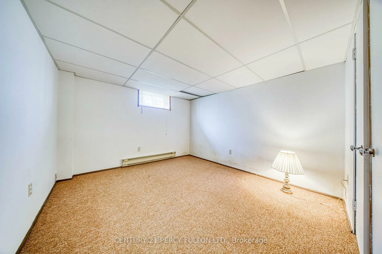 78, Gilroy, Dorset Park, Toronto
