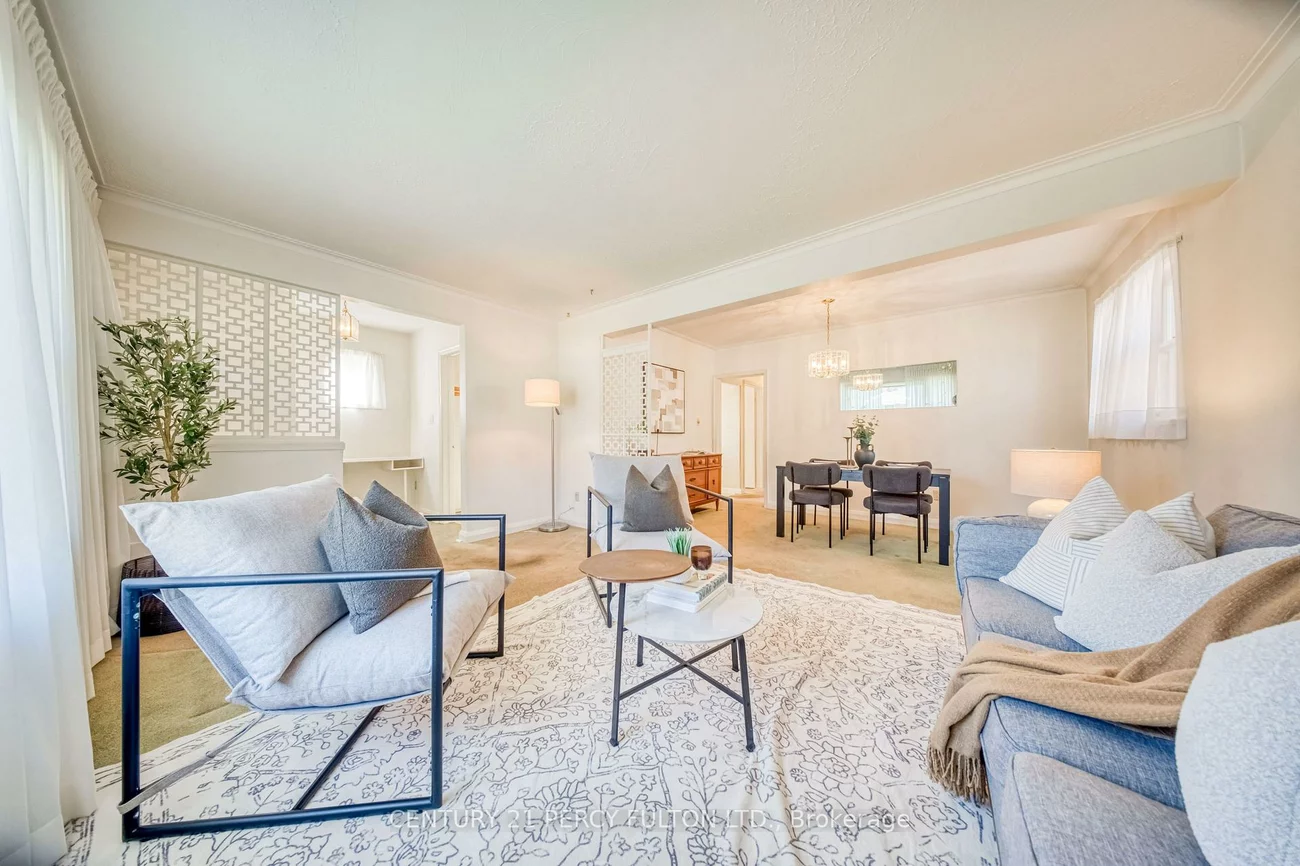 78, Gilroy, Dorset Park, Toronto