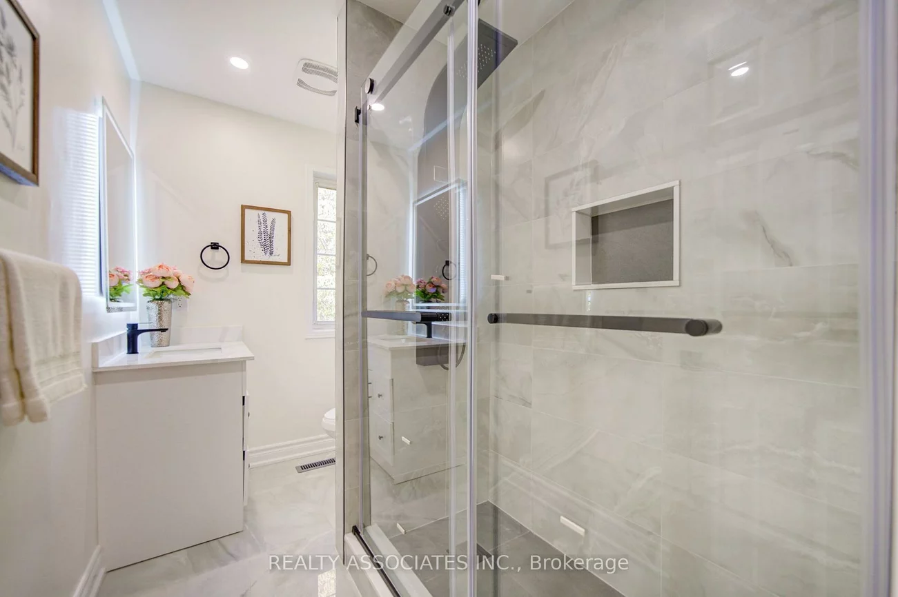71, Highhill, Tam O'Shanter-Sullivan, Toronto
