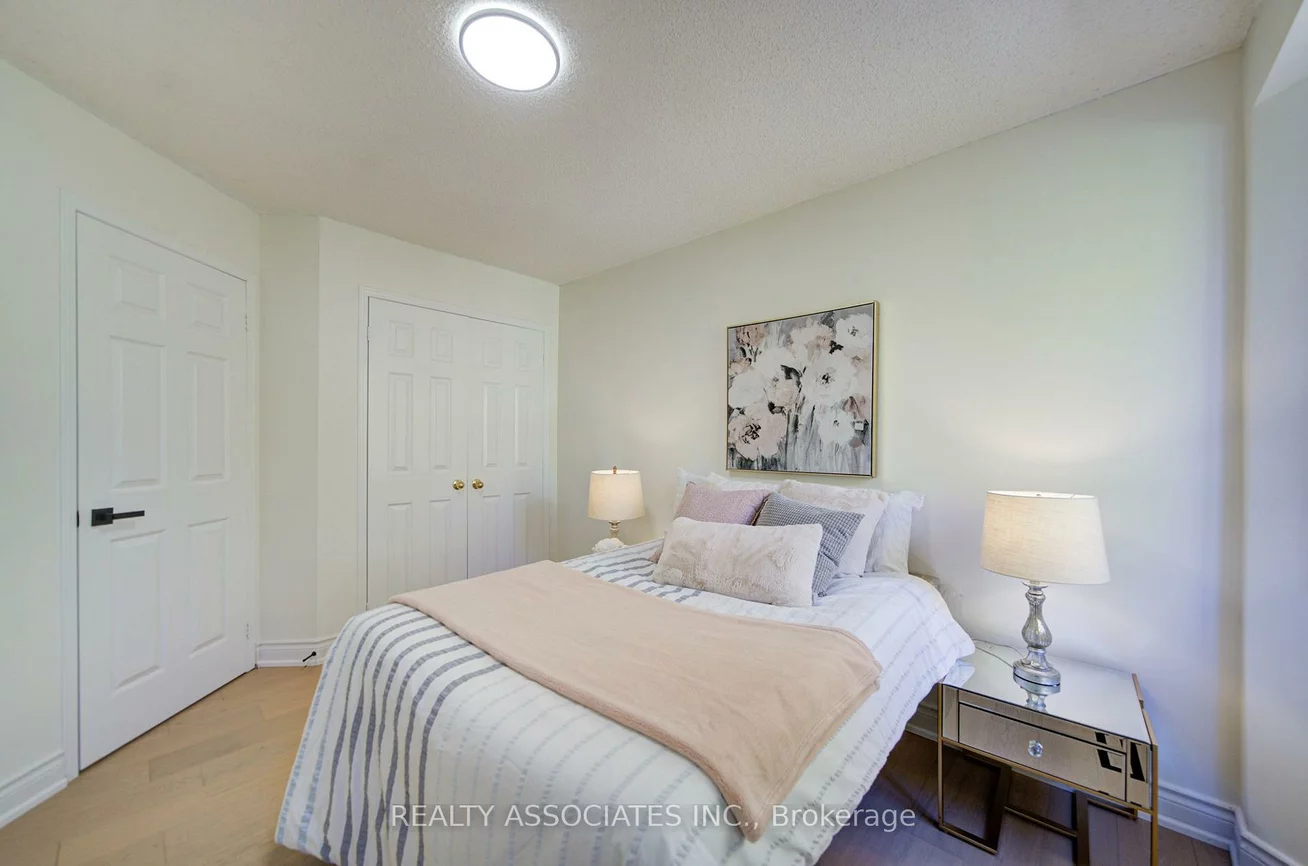 71, Highhill, Tam O'Shanter-Sullivan, Toronto