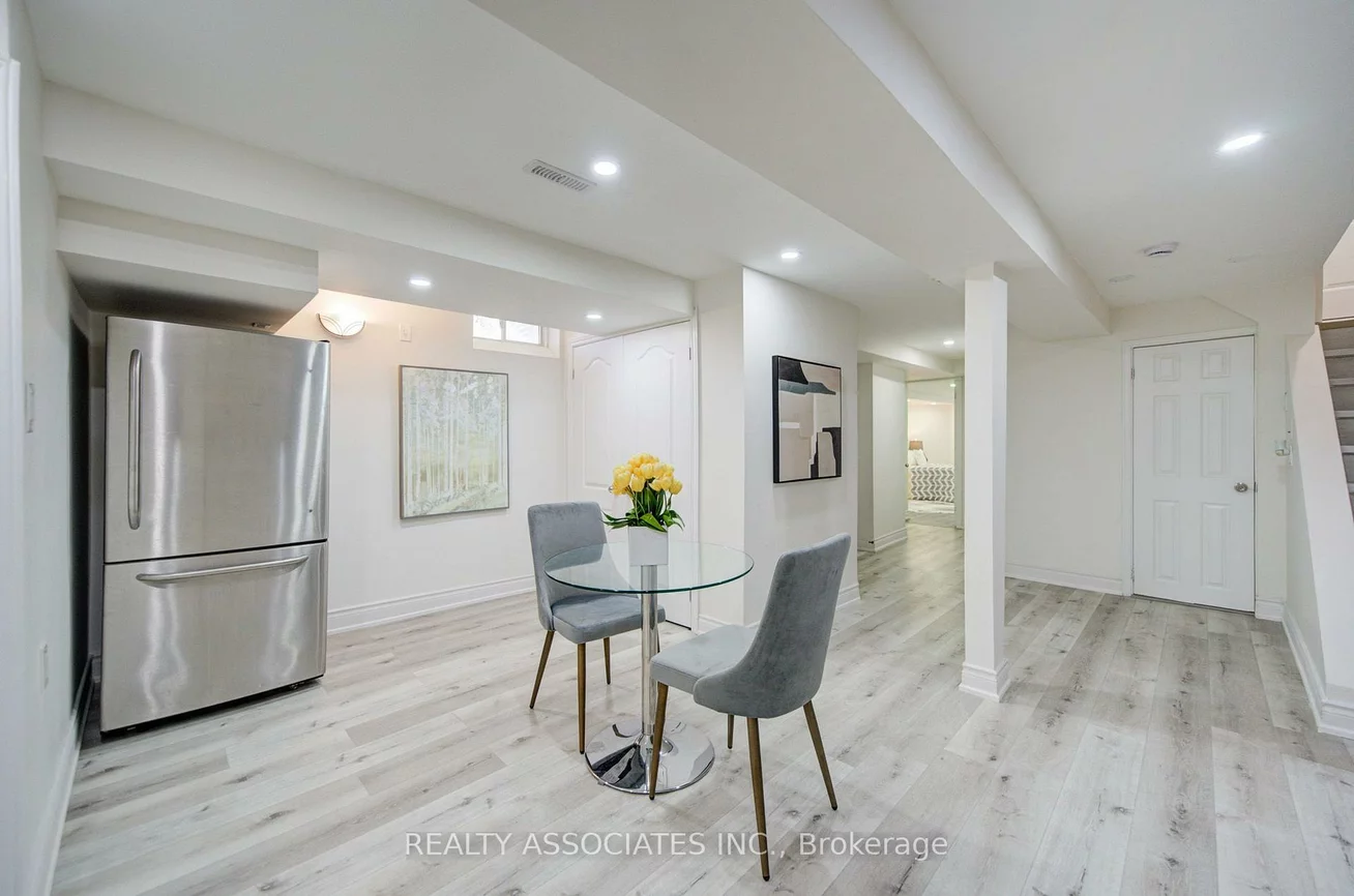 71, Highhill, Tam O'Shanter-Sullivan, Toronto