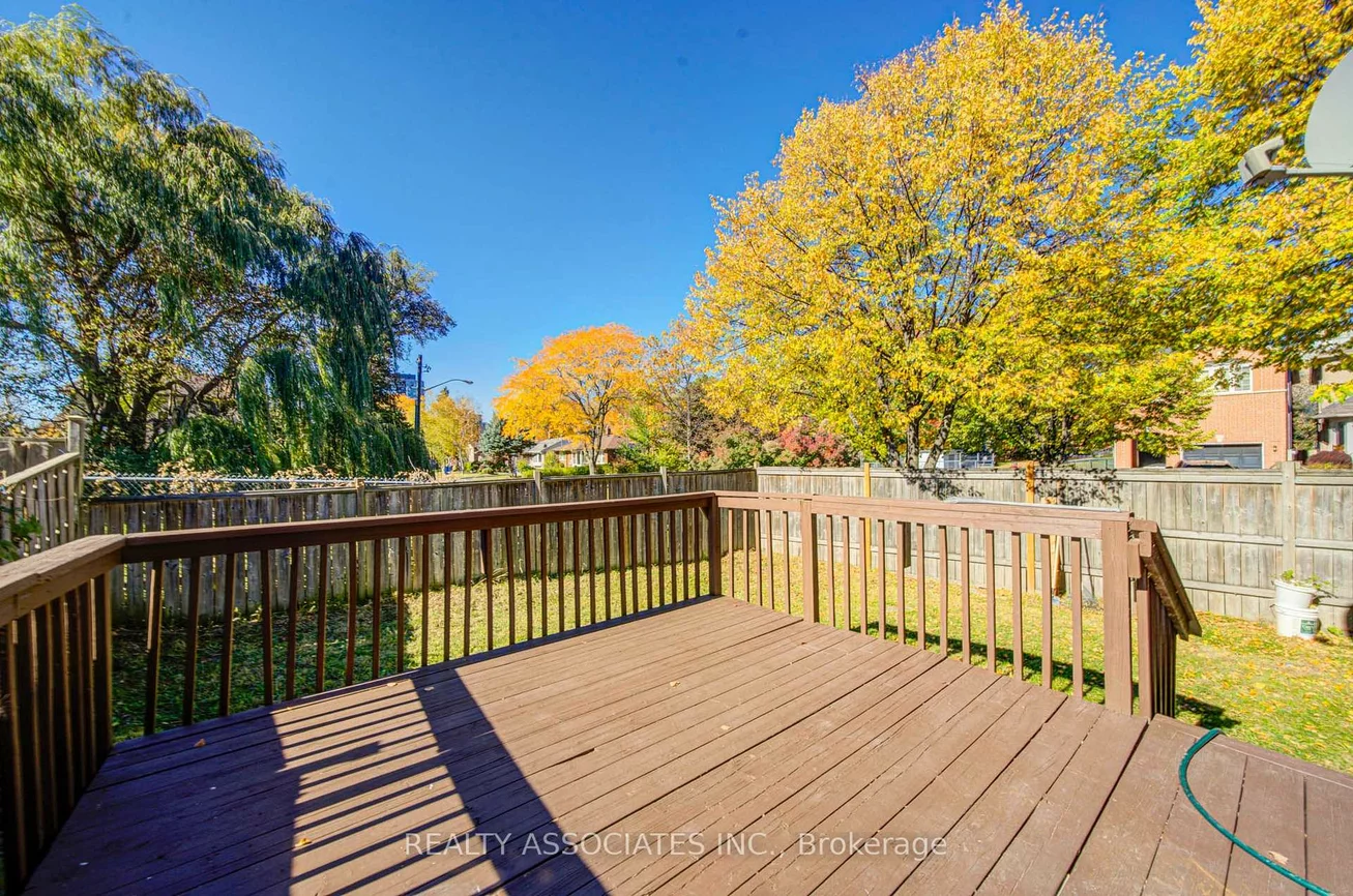 71, Highhill, Tam O'Shanter-Sullivan, Toronto