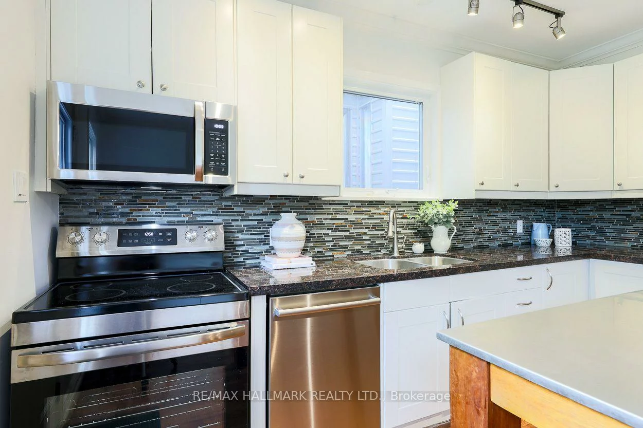 38, Boultbee, Blake-Jones, Toronto