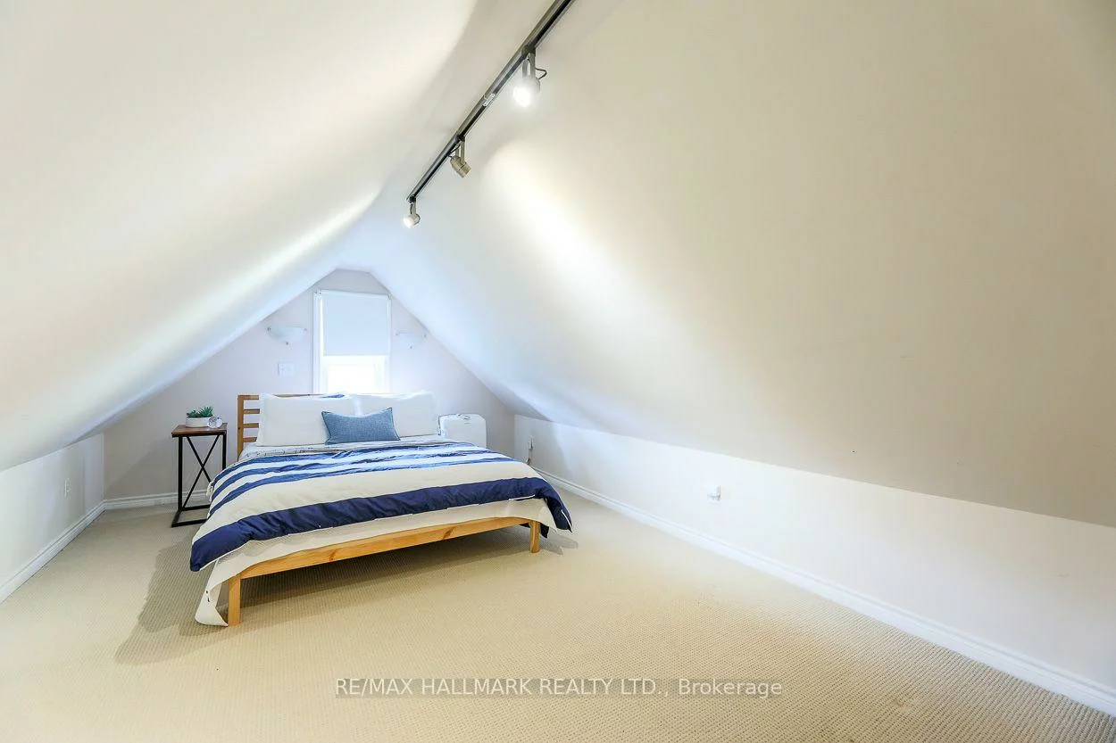 38, Boultbee, Blake-Jones, Toronto