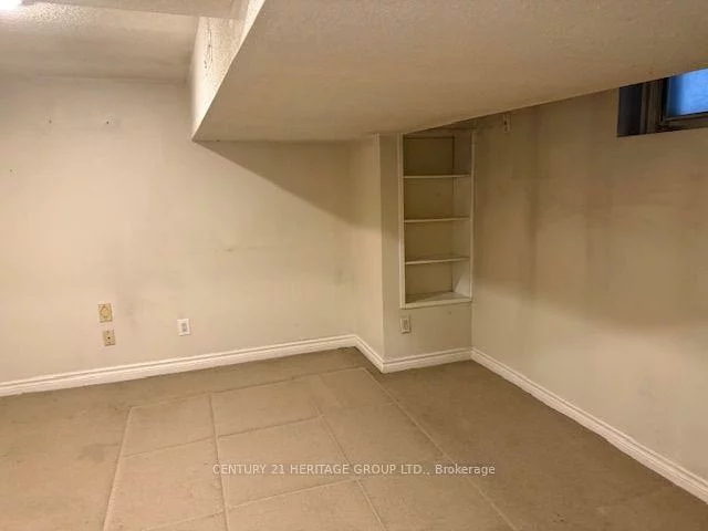 16, Sparkhall, North Riverdale, Toronto