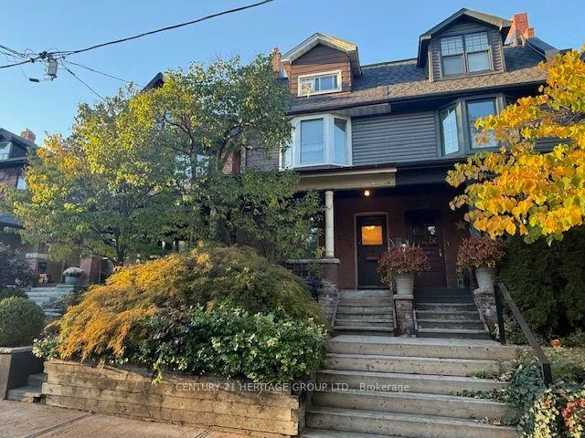 16, Sparkhall, North Riverdale, Toronto