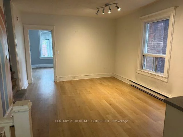 16, Sparkhall, North Riverdale, Toronto