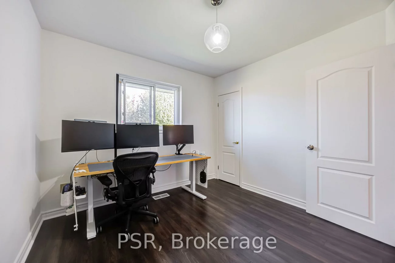 53, Marcos, Bendale, Toronto