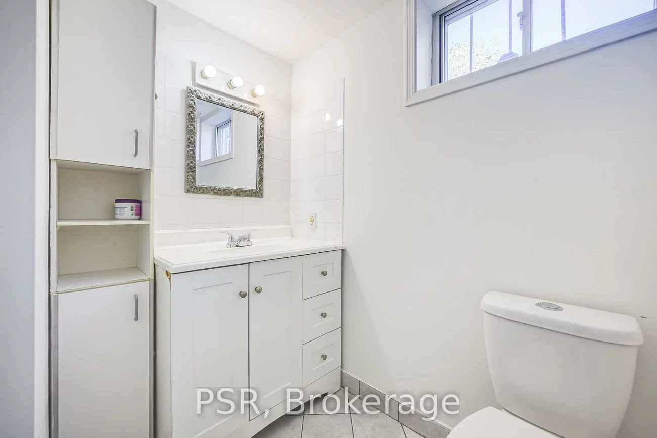 53, Marcos, Bendale, Toronto
