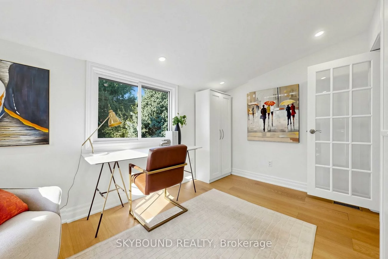 156, Hampton, North Riverdale, Toronto