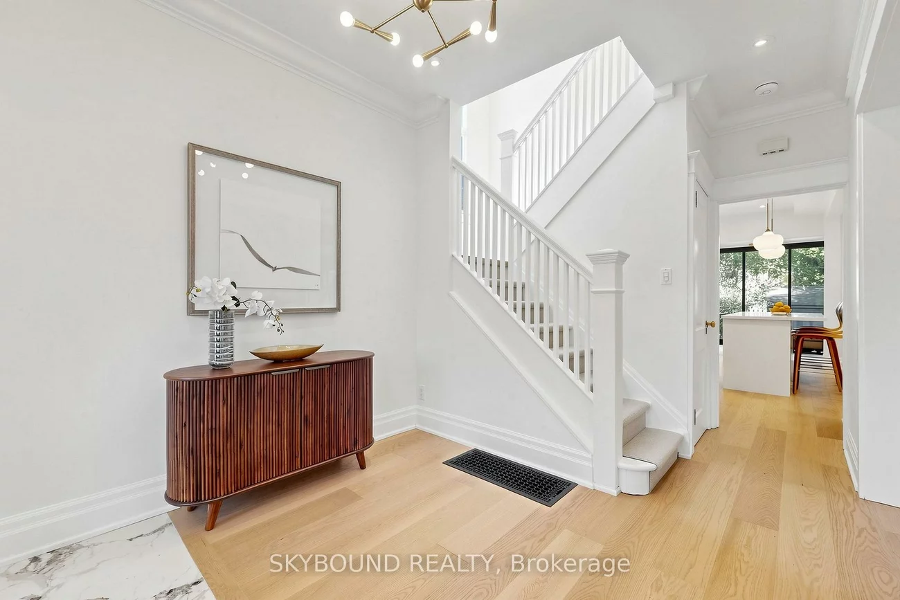 156, Hampton, North Riverdale, Toronto