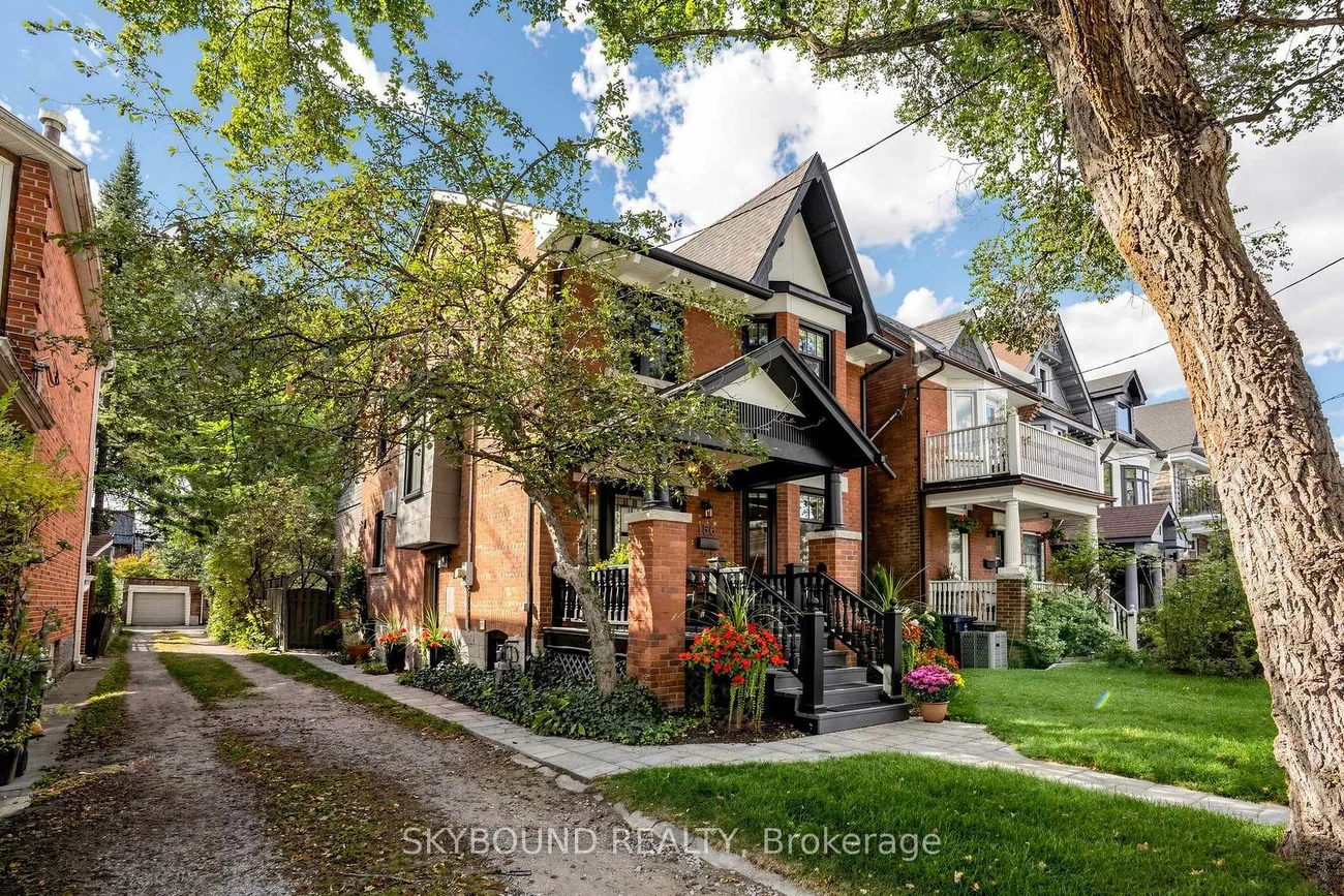 156, Hampton, North Riverdale, Toronto