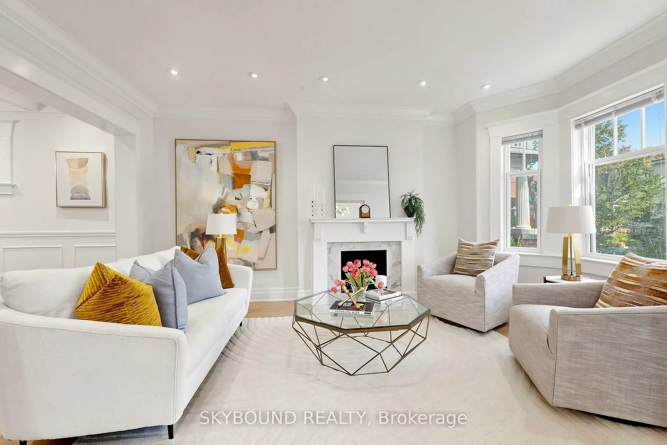 156, Hampton, North Riverdale, Toronto