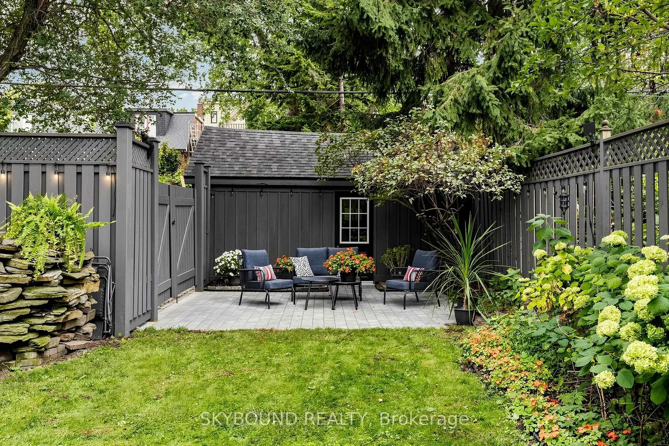 156, Hampton, North Riverdale, Toronto