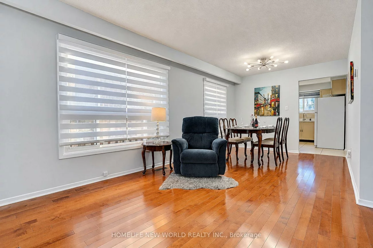 23, Shepmore, Malvern, Toronto