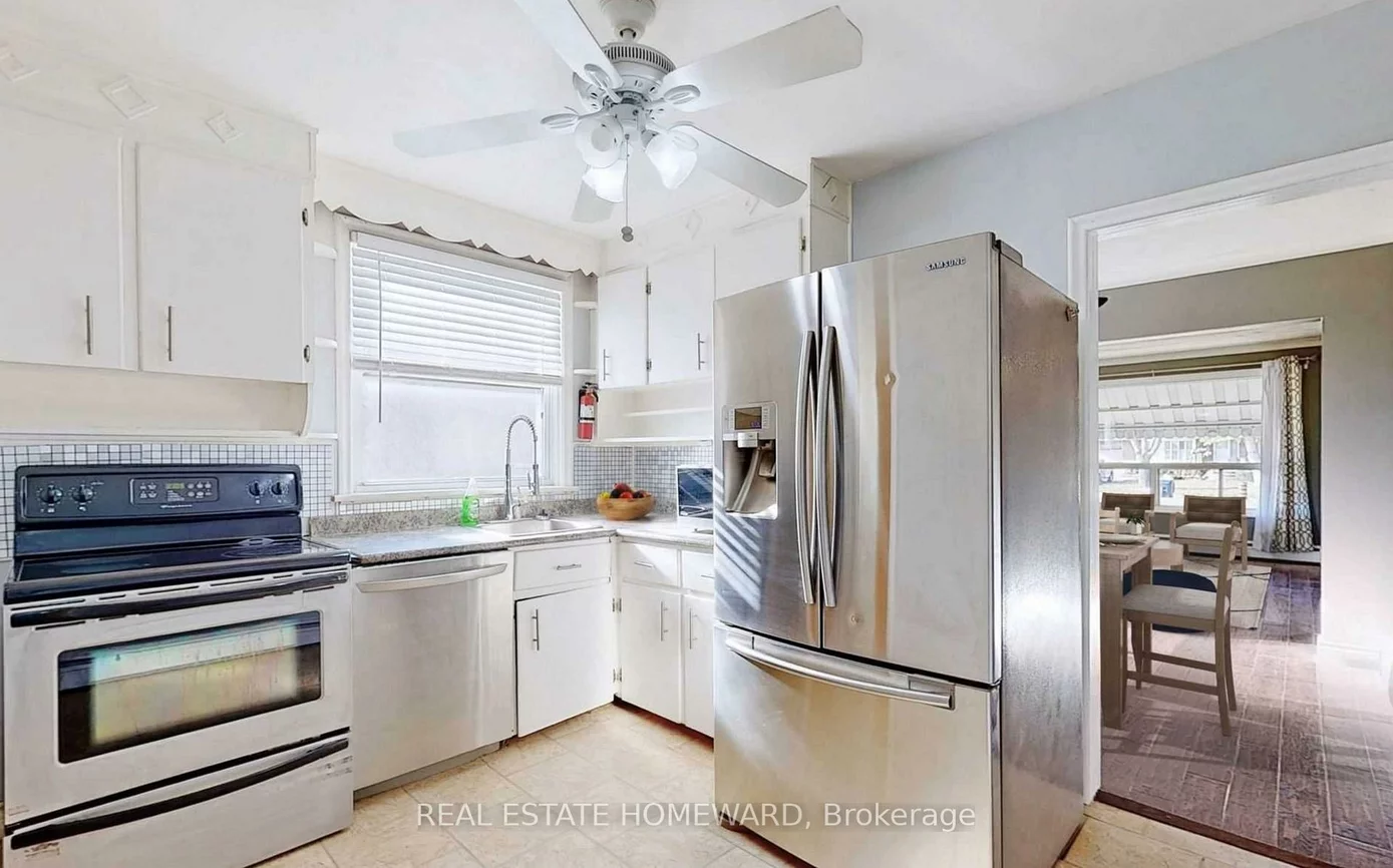 1063, Warden, Wexford-Maryvale, Toronto