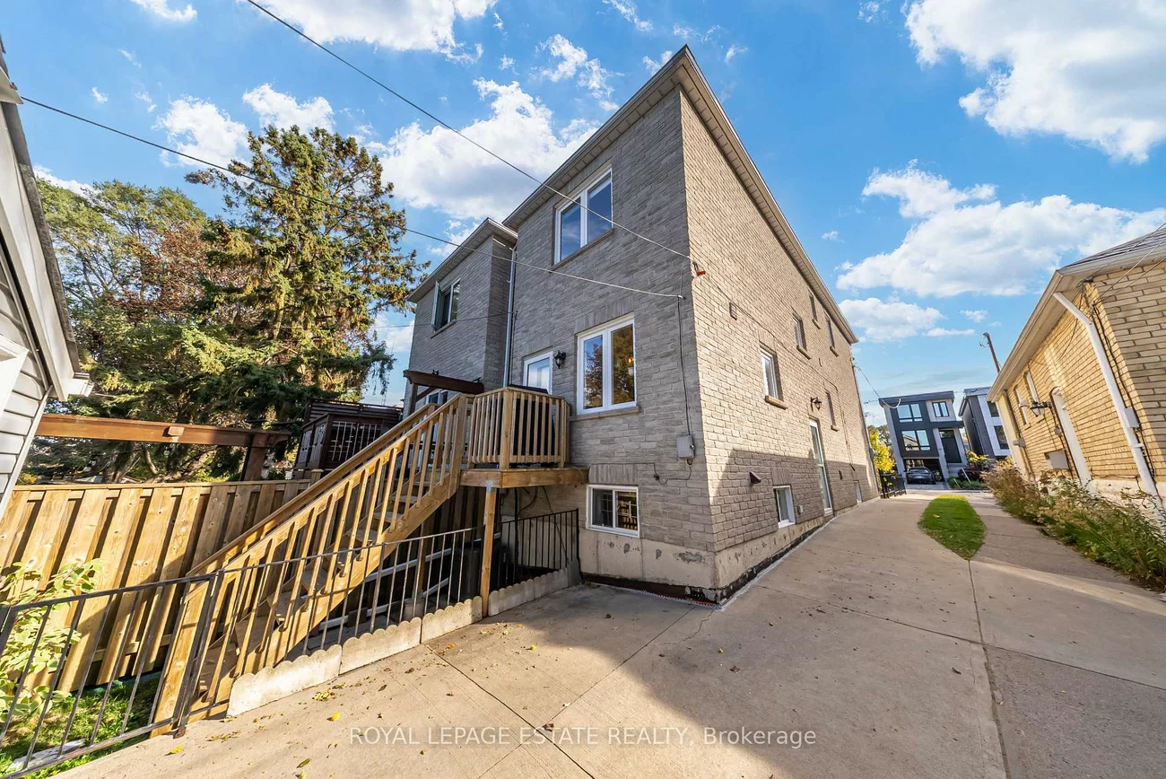 110A, Holborne, Danforth Village-East York, Toronto