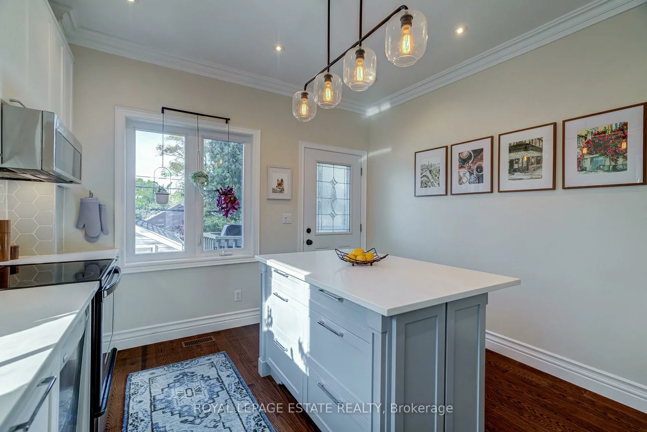 110A, Holborne, Danforth Village-East York, Toronto