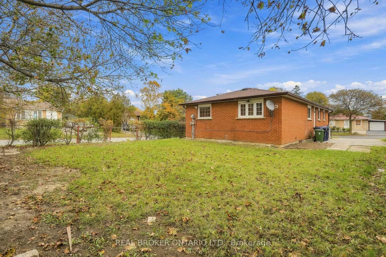 66, Crow, Malvern, Toronto