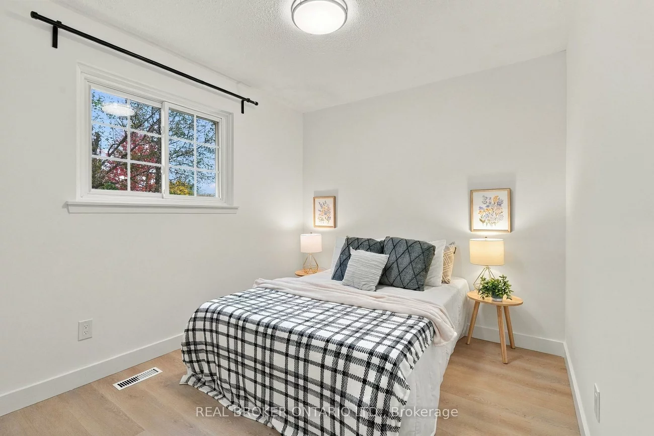 66, Crow, Malvern, Toronto