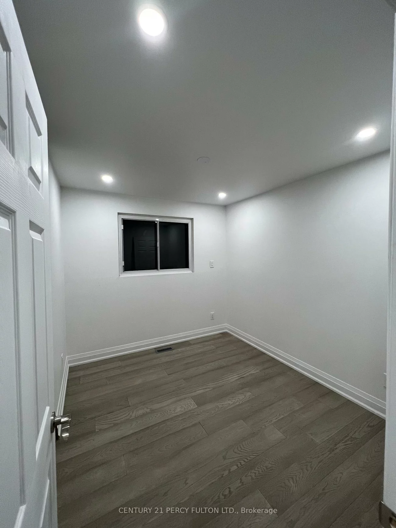 54, Howell, Malvern, Toronto