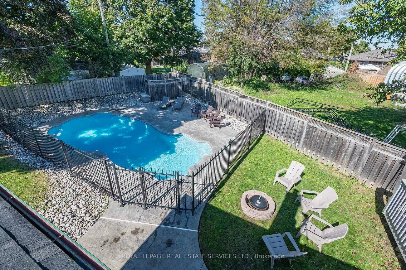 28, Thelmere, Willowridge-Martingrove-Richview, Toronto