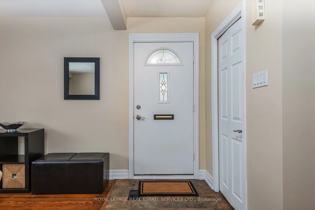 28, Thelmere, Willowridge-Martingrove-Richview, Toronto