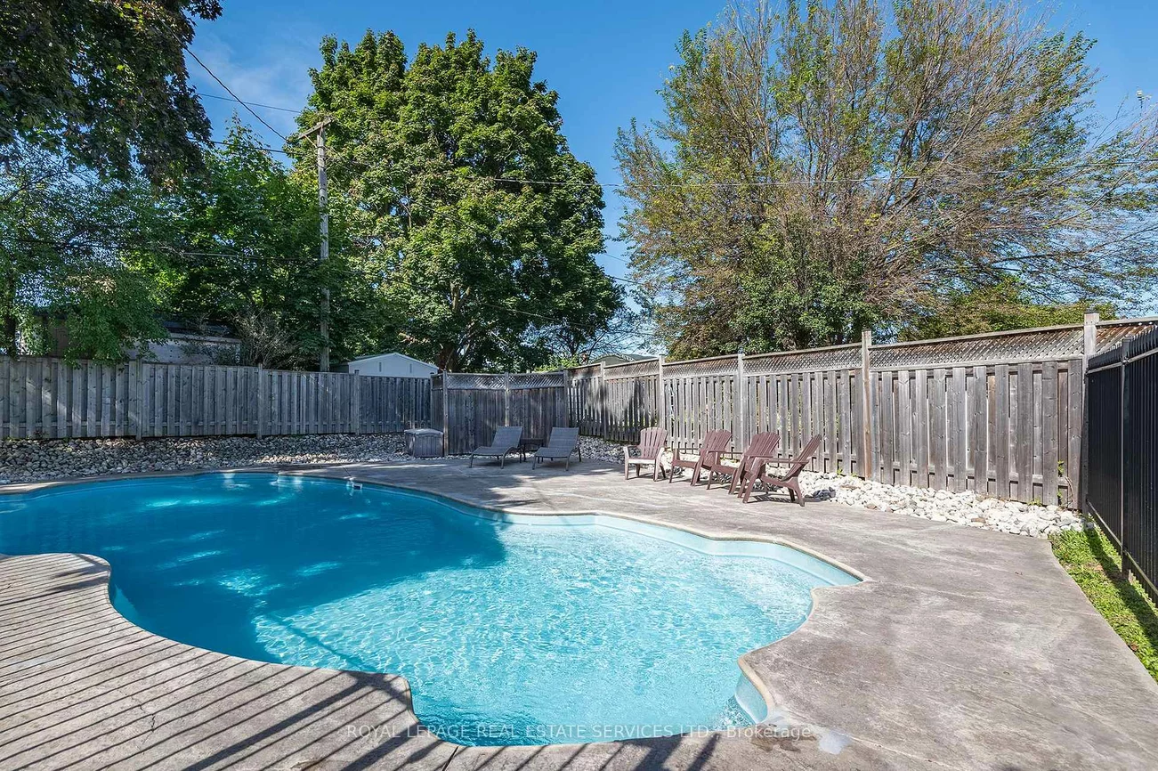 28, Thelmere, Willowridge-Martingrove-Richview, Toronto