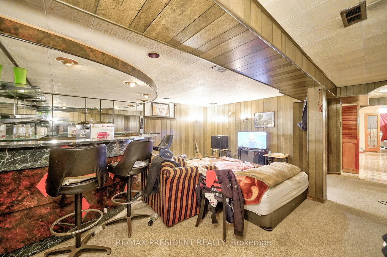 55, Maryhill, Mount Olive-Silverstone-Jamestown, Toronto