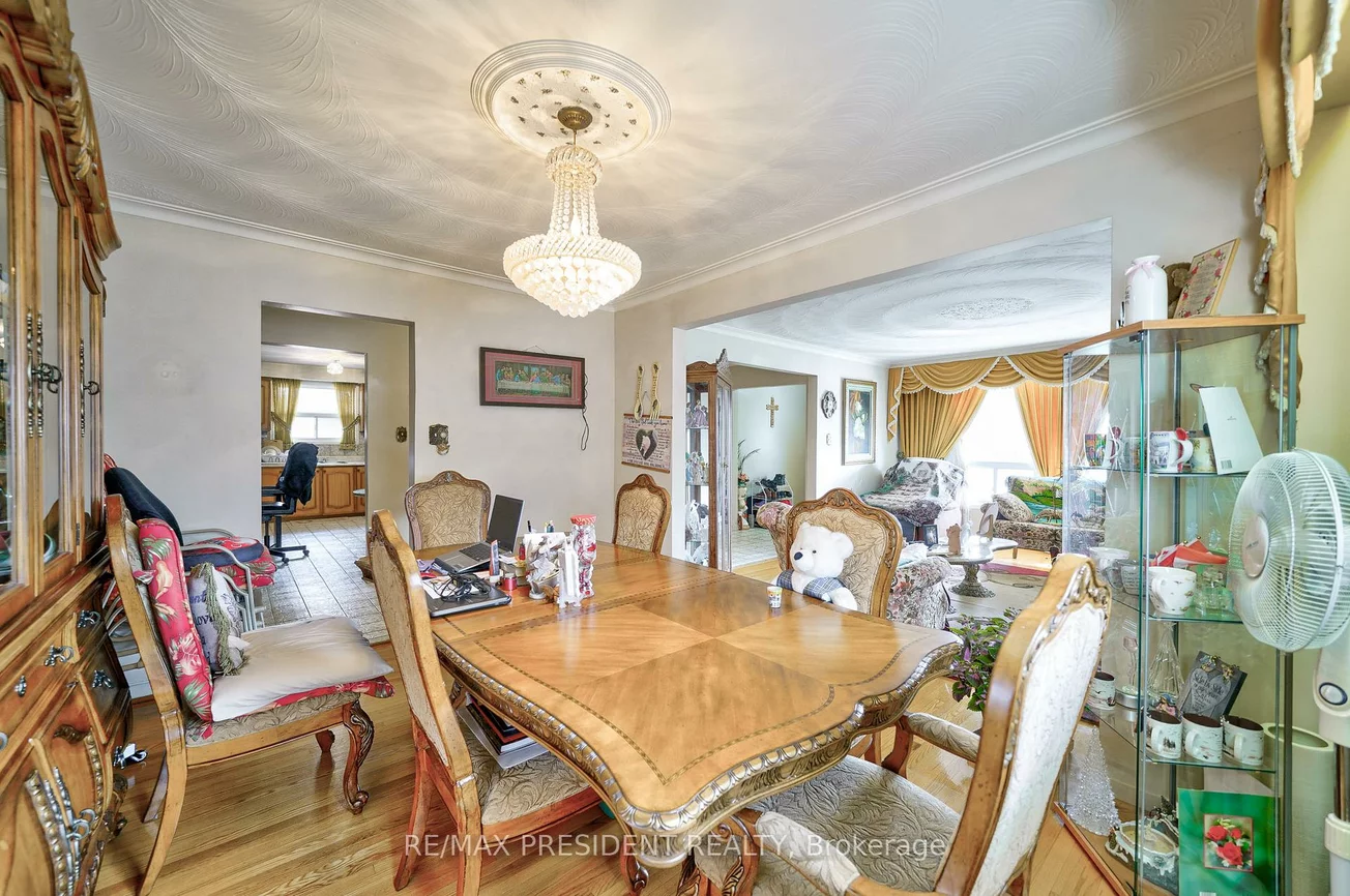 55, Maryhill, Mount Olive-Silverstone-Jamestown, Toronto