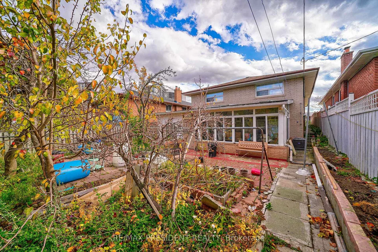 55, Maryhill, Mount Olive-Silverstone-Jamestown, Toronto