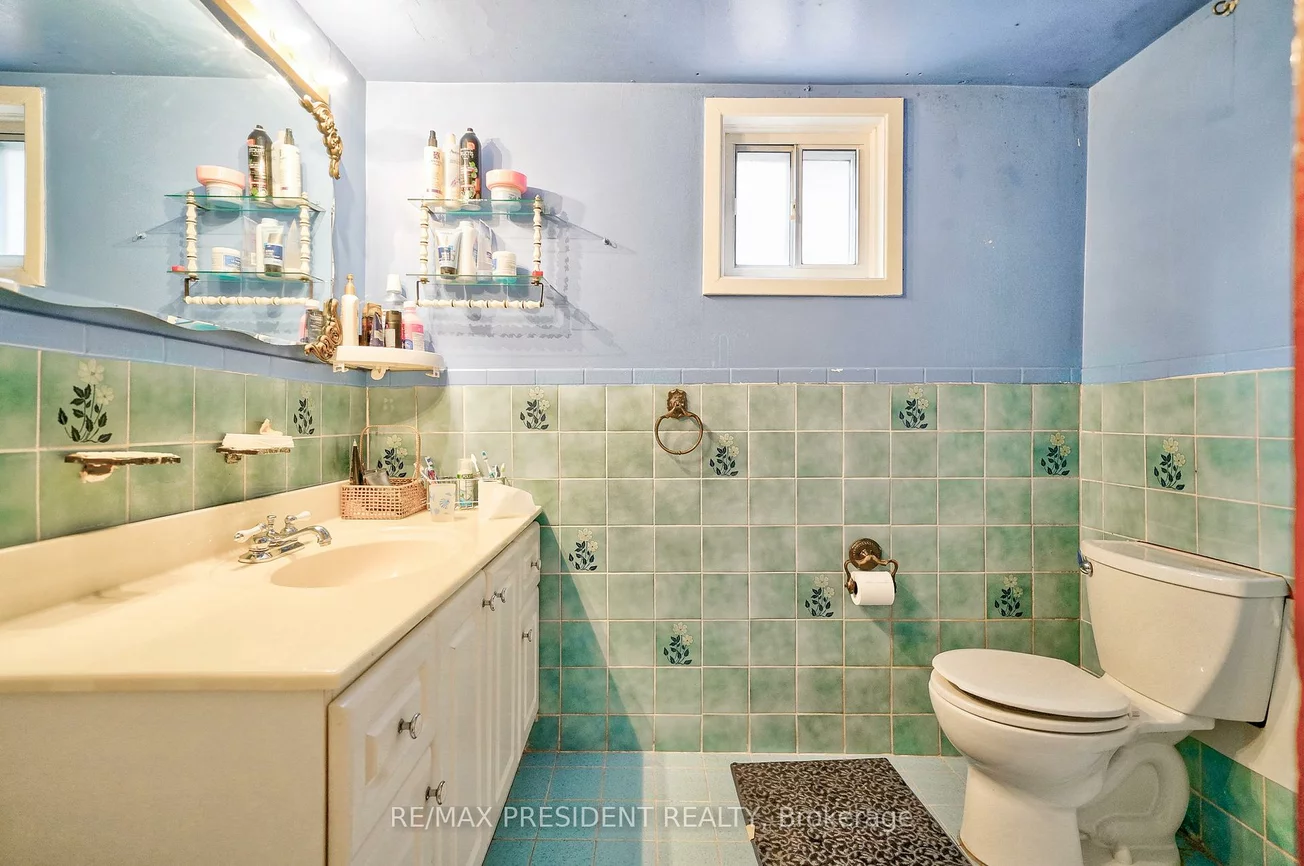 55, Maryhill, Mount Olive-Silverstone-Jamestown, Toronto