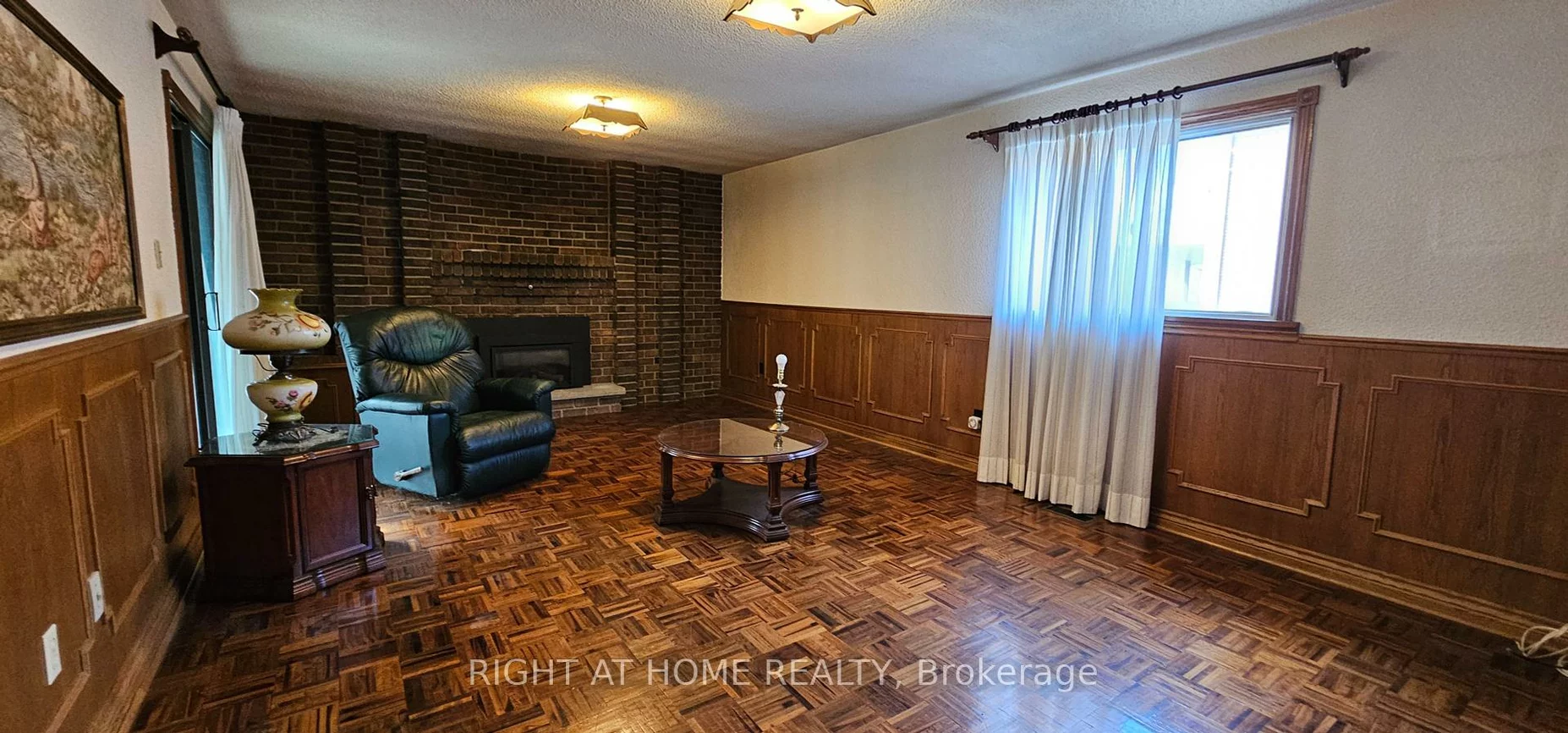 2960, Weston, Humberlea-Pelmo Park W5, Toronto