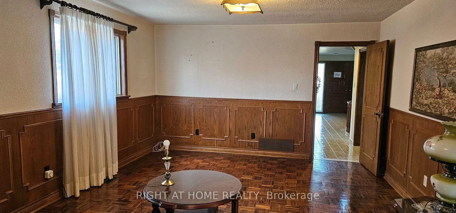 2960, Weston, Humberlea-Pelmo Park W5, Toronto