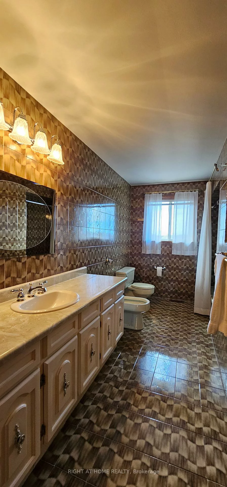2960, Weston, Humberlea-Pelmo Park W5, Toronto