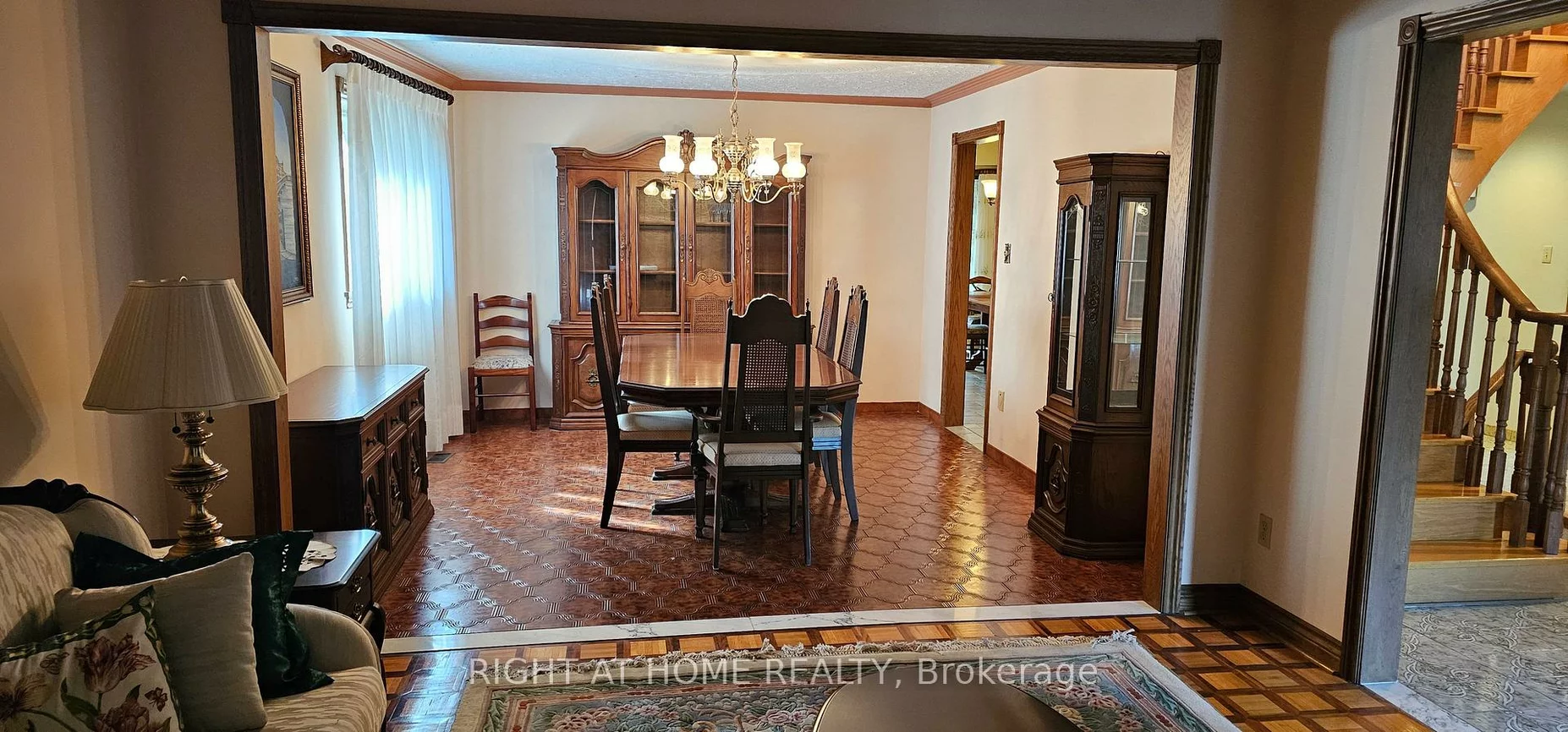 2960, Weston, Humberlea-Pelmo Park W5, Toronto