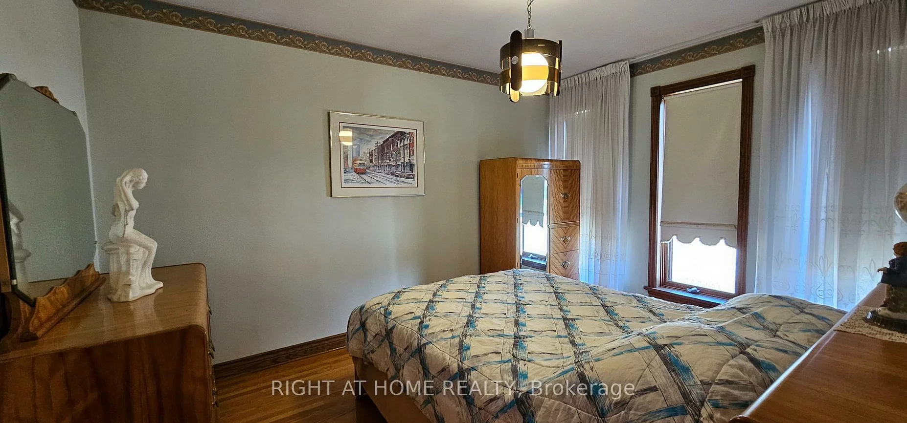 2960, Weston, Humberlea-Pelmo Park W5, Toronto