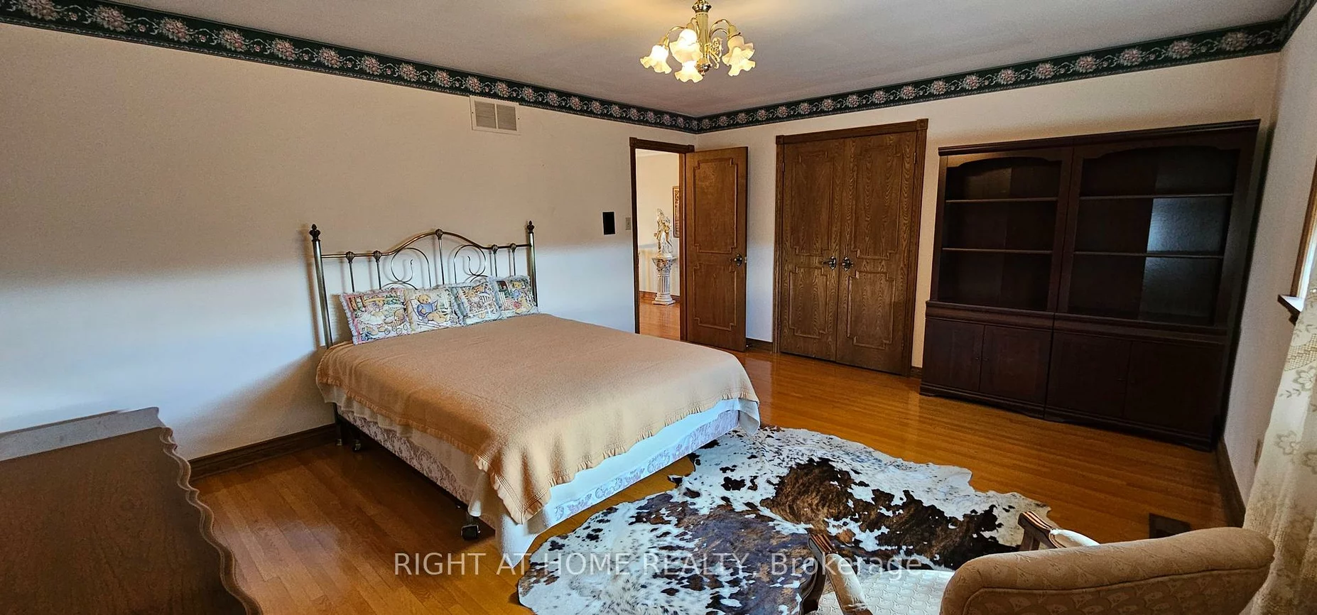 2960, Weston, Humberlea-Pelmo Park W5, Toronto