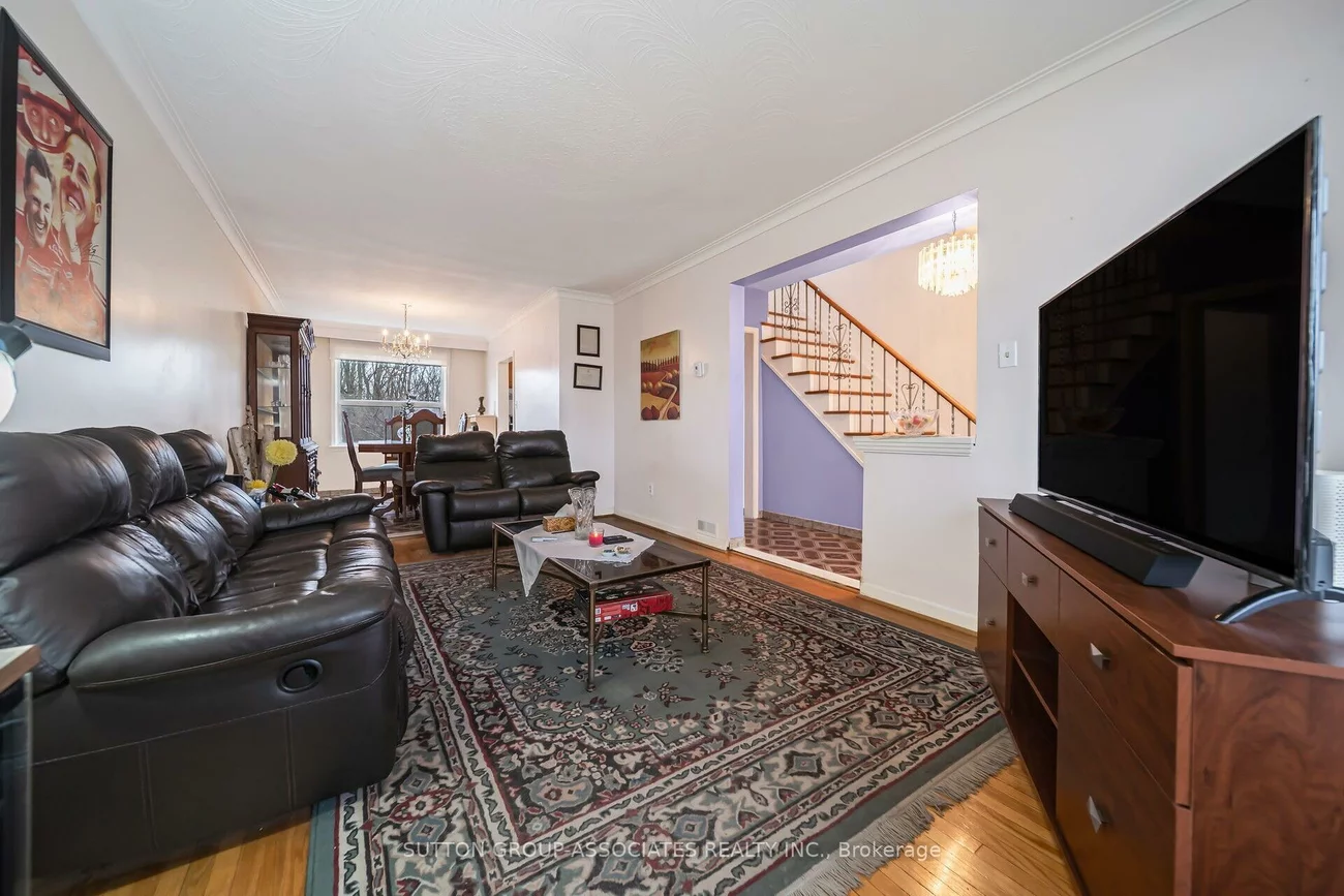 139, Giltspur, Glenfield-Jane Heights, Toronto